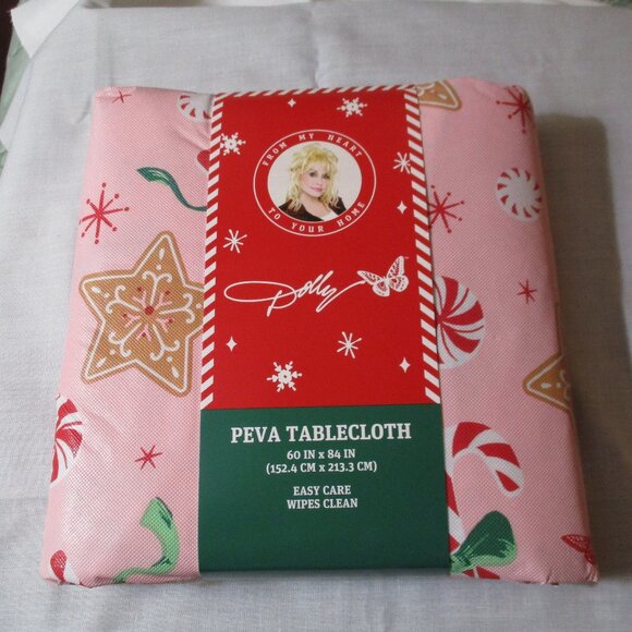 DG Dolly Parton Christmas Peva Tablecloth 60 x 84 NEW - Picture 1 of 2